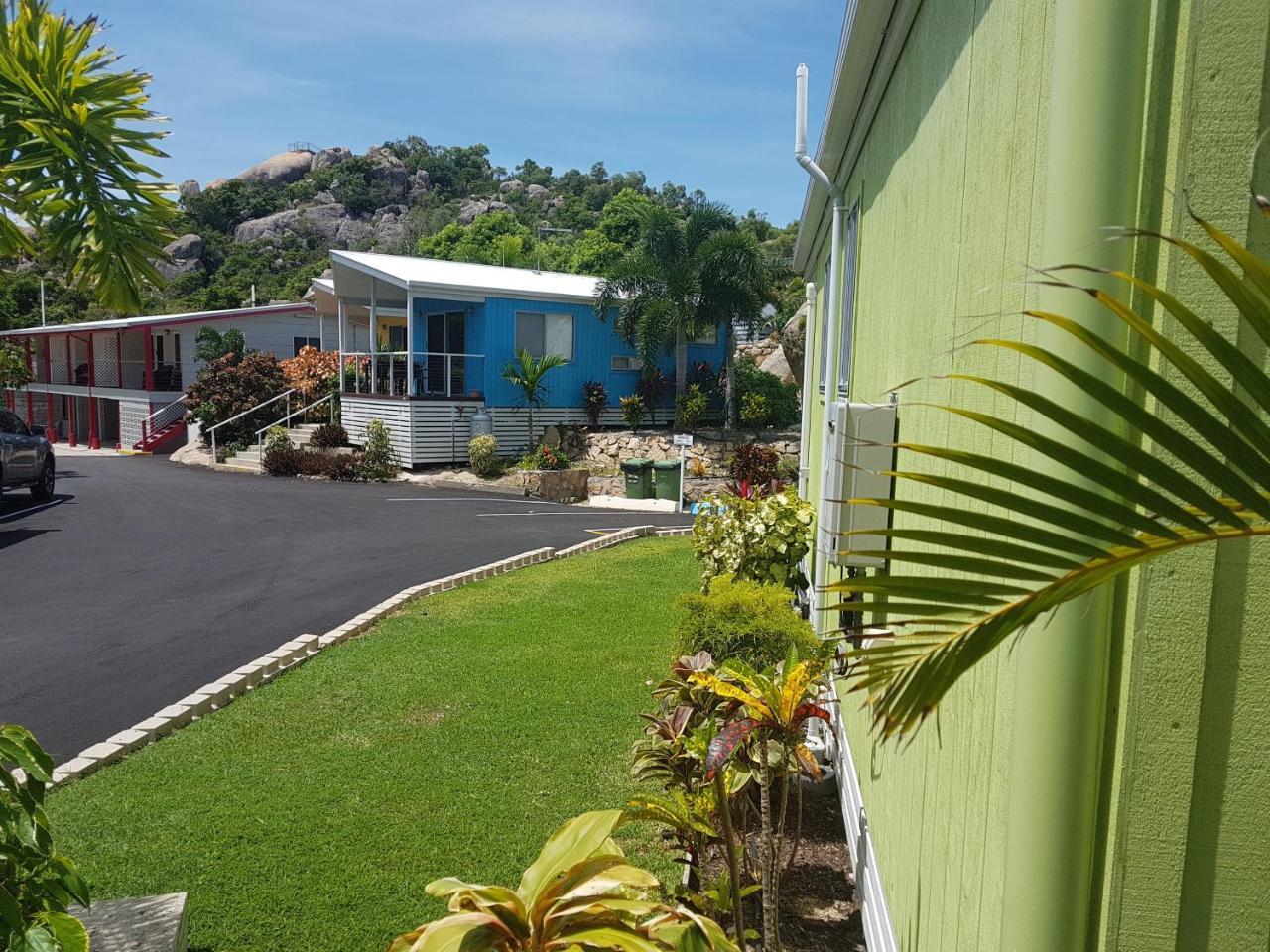 Horseshoe Bay Resort ボーエン エクステリア 写真